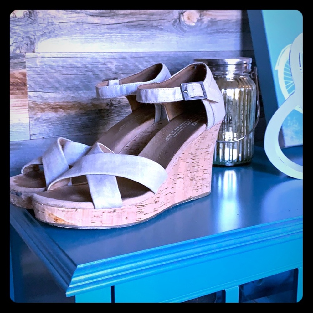 Toms wedge  Sandals size 8.5